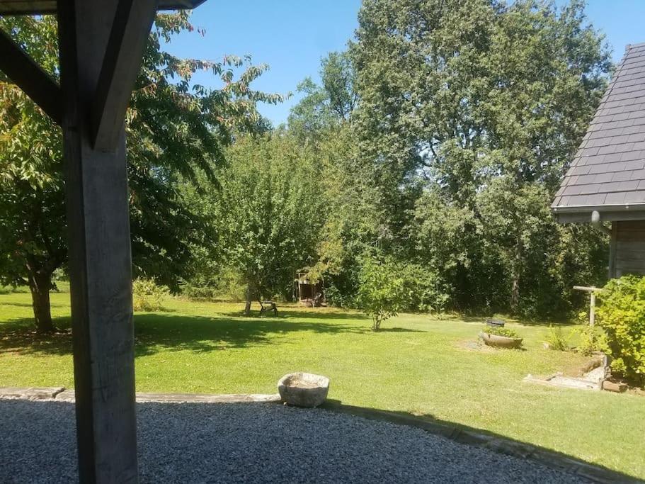 Gite De La Tuillere, Maison Contemporaine En Bois Avec Vue Et Piscine Saint-Aulaire Exterior photo