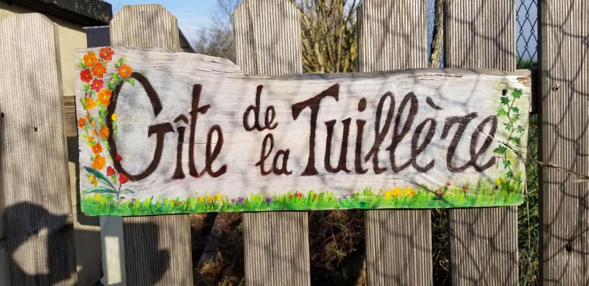 Gite De La Tuillere, Maison Contemporaine En Bois Avec Vue Et Piscine Saint-Aulaire Exterior photo
